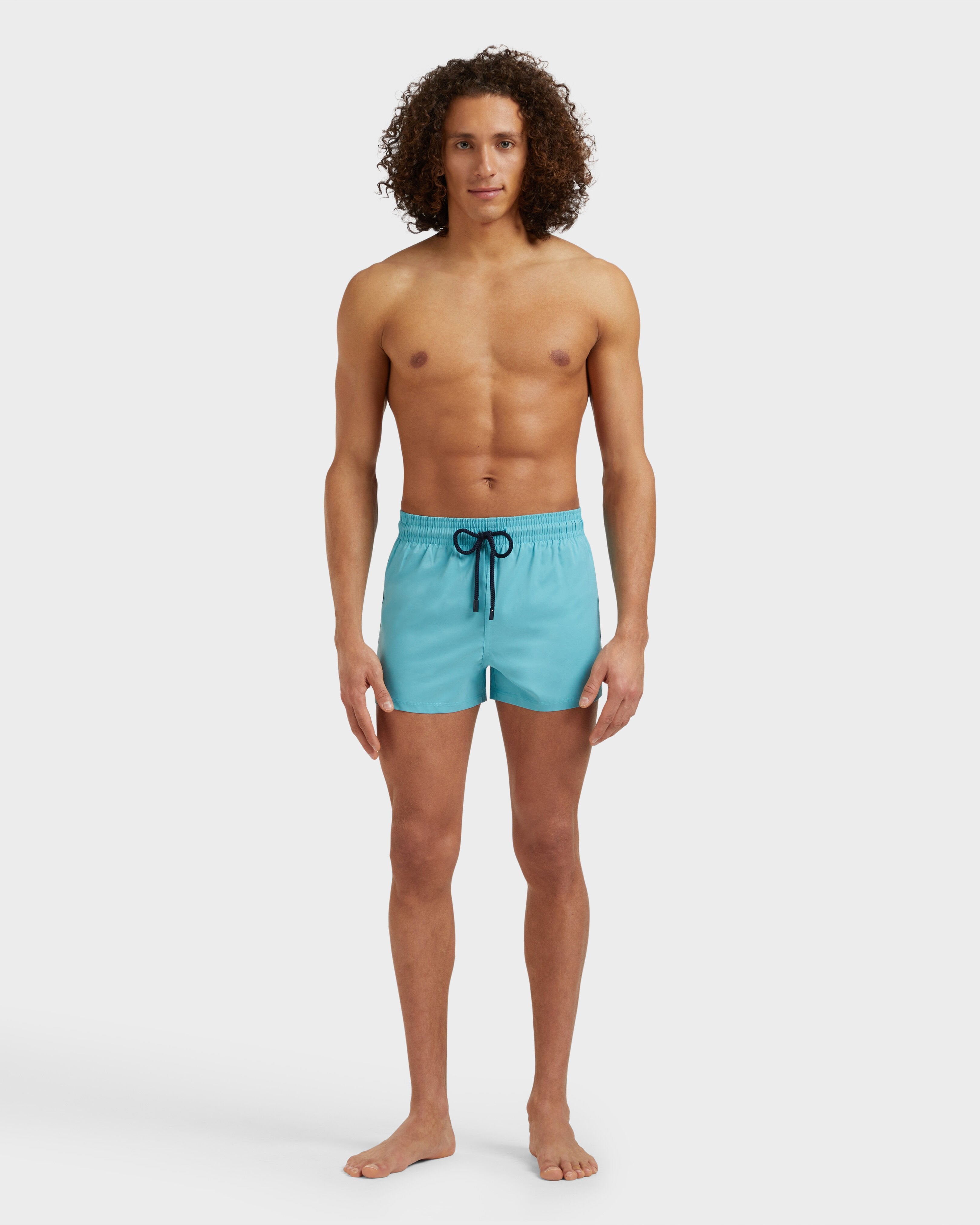 Swimwear Short and Fitted Stretch Solid | Site Vilebrequin | MANH9E00 / Vilebrequin Sale