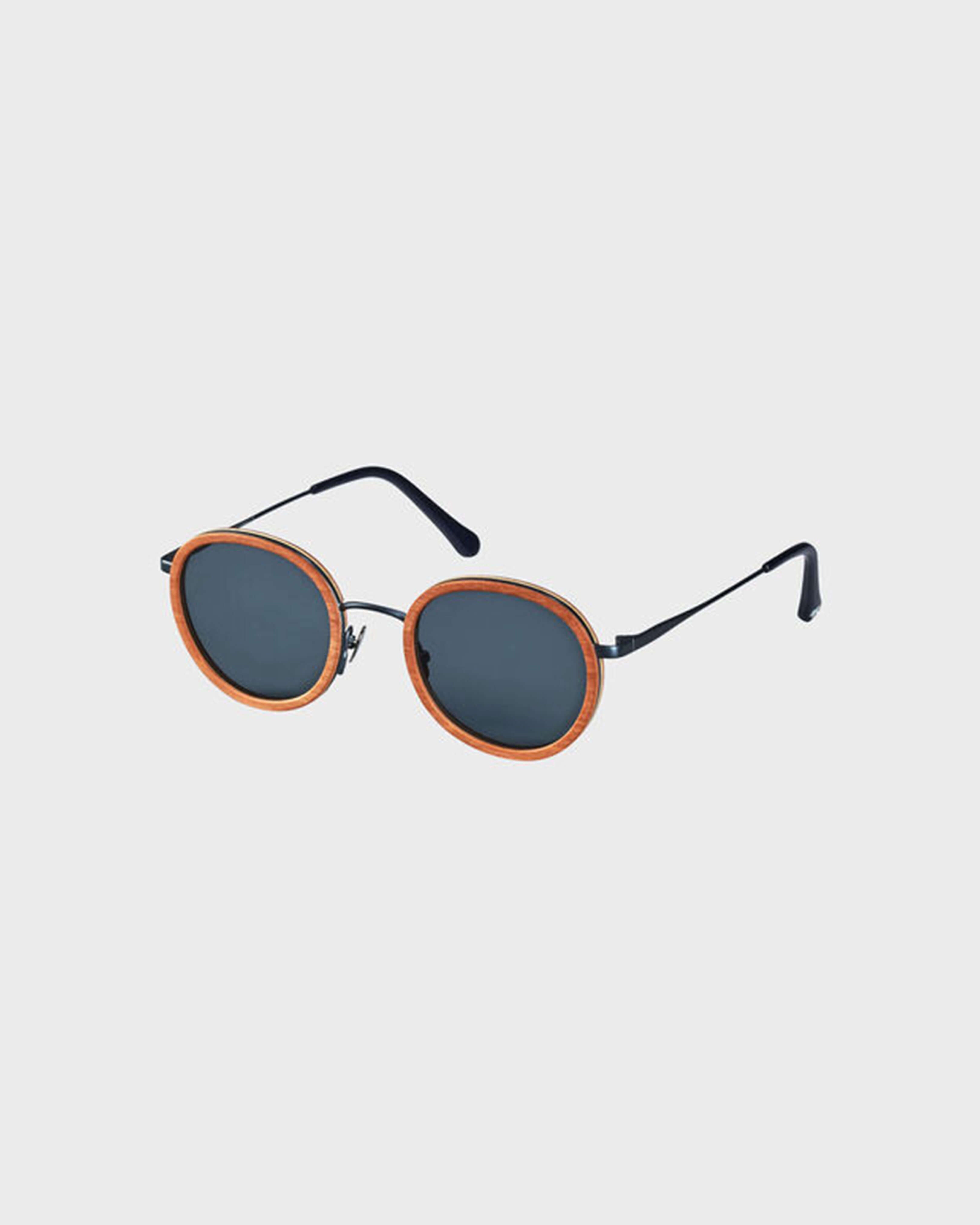 White Tulipwood and Sunglasses - VBQ x Shelter / Vilebrequin For sale