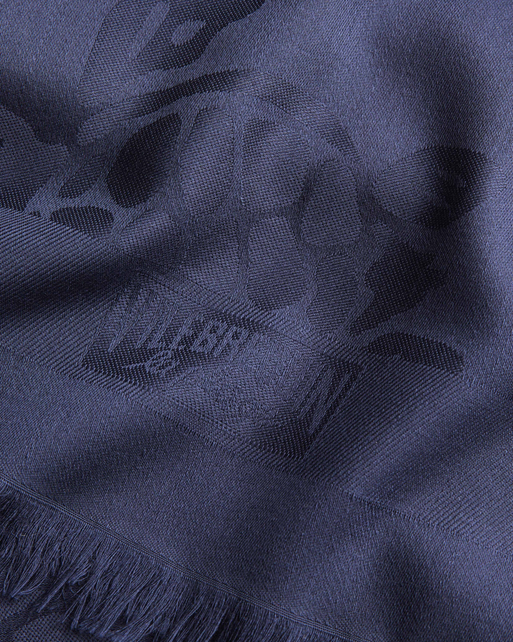 Ronde des Tortues Scarf / Vilebrequin For sale